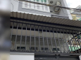 Bán nhà mặt tiền đường,3 tầng, Q9, giá 5.4 tỷ, OTô đỗ trong nhà.