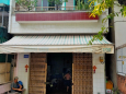 Bán nhà đường Lạc Long Quân, Quận 11, hẻm 8m, DT 120m2, giá chỉ 10,8 tỷ