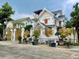 Bán gấp biệt thự cao cấp tặng nội thất xịn thuộc khu Western Land Bến Cát