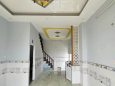 Bán căn nhà 1 trệt 1 lầu 2PN ngay UBND Mỹ Hạnh giá 820tr