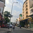 Bán nhà riêng: đường Cách Mạng Tháng 8 QUẬN 3  4,3m*15m 2 tầng Đối diện Câu lạc 