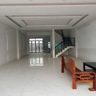 Bán nhà riêng: Chính chủ gửi bán nhà mặt tiền Hoàng Hữu Nam, P.Long Bình