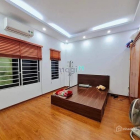 Bán nhà riêng: Bán nhà tại Lạc Long Quân, Tây Hồ, Hà Nội - Nhà 5 tầng, Giá chỉ 7