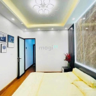 Bán nhà riêng: Bán Nhà Giáp Bát - Giải Phóng , DT 59M2 , Gia hơn  7 Tỷ , oto đỗ 