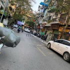 Bán nhà riêng: Mặt phố cổ hàng phèn – 57m² – sổ vuông –  1 sổ 1 chủ - chỉ 45,3 t