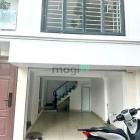 Bán biệt thự: Bán nhà dân xây 5 tầng TĐC Thạch Bàn, Lô góc Vỉa hè Dt 50m2 mt 6.6