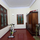 Bán biệt thự: Cách phố Hoàng Quốc Việt 1 nhà, 4 tầng, lô góc, oto tránh 21 tỷ