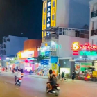 Bán biệt thự: Bán nhà mặt tiền rẻ đẹp 3 lầu (4x14) 358 Dương Quảng Hàm p5 Gò Vấp