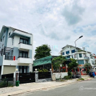 Bán biệt thự: Bán Nhà mặt tiền đường Huy Cận, KDC Gia Hoà 100m2 giá 18 tỷ SHR