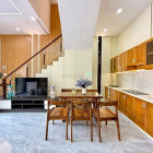 Bán nhà riêng: Nhà bên UBP và trường học, DT:5x12M, Trệt, 2Lầu, 4PN, P.Thờ, Sân 