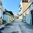 Bán nhà riêng: Nhà đường thông, DT:4x20M, Lửng, 3Lầu, 4PN, Gara ô tô, P.thờ, S.t