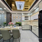 Bán nhà riêng: Nhà đường thông xe hơi, DT:4x14M, Lửng, 3 Lầu, 4PN, 5VS, Sân thượ