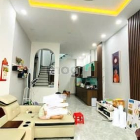 Bán nhà riêng: Nhà đúc 3 tầng đường 6m thông Nguyễn Văn Quá Quận 12, 4x14, giá 4