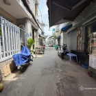 Bán nhà riêng: Hẻm xe hơi Huỳnh Tấn Phát TT Nhà Bè, ba tầng, sổ hồng riêng.