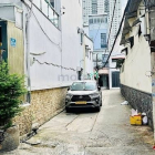 Bán nhà riêng: Nhà nát. 4m x 10m tiện xây mới, gần cầu chữ Y, quận 1. Sổ hồng ri