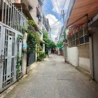 Bán nhà riêng: HXH đỗ cửa trung tâm Q TB , 3 tầng , NHÀ MỚI ĐẸP , GẦN SÂN BAY Đ.