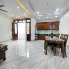 Bán nhà riêng: Nhà phố Phúc Lợi 42m2- 3 phòng ngủ- 6.45 tỷ, gần trường PTTH Phúc