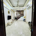 Nhà riêng: Cho thuê nhà ngõ 39 hào nam 55m x4T ô tô đỗ cửa