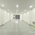 Nhà riêng: Cho thuê nhà gần nhà hẻm xe hơi - Phan Đăng Lưu, P5, PN