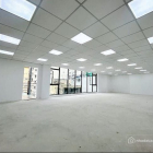 Nhà phố: Tòa Nhà mới 90% cho thuê mặt tiền ngã tư  Âu Cơ  Lạc Long Quân Tân Bìn