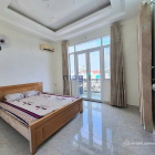 Nhà phố: Cho thuê nhà nguyên căn, mt đường TL Q12