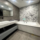 Nhà phố: Chính chủ có nhà riêng 90m², mặt tiền 5m, có thang máy