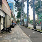 Nhà phố: Cho thuê nhà mặt tiền Trần Hưng Đạo, phường Cô Giang, Quận 1