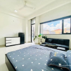 Nhà hàng - Khách sạn: Phòng Ban Công Mới Trống Full Nội Thất Đường D2 Bình Thạn