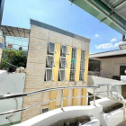 Nhà hàng - Khách sạn: Phòng Đẹp Ban Công Thoáng, An Ninh Ngay Ngã Tư Hàng Xanh