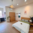 Nhà hàng - Khách sạn: Cho Thuê Căn Studio Cửa Sổ Xinh Yêu Cực Thoáng Ngay Trung 