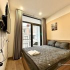 Nhà hàng - Khách sạn: Căn Hộ Cho Thuê 1PN 35m2, Ban Công Lớn, Gần Ngã Tư Hàng X