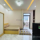 Nhà hàng - Khách sạn: Căn Hộ Ngay Trục Đường Lớn Của Bình Thạnh, Cách Hàng Xanh 