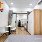 Nhà hàng - Khách sạn: 1PN tone kem trắng sạch sẽ thoáng mát ngay trung tâm quận 