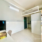 Nhà hàng - Khách sạn: Trống sẳn duplex full nội thất bancol ngay Âu Cơ