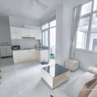 Nhà hàng - Khách sạn: Cho Thuê CHDV 2PN Full Nội Thất Bancol Ngay Trịnh Định Trọ