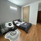 Nhà hàng - Khách sạn: Căn hộ full nội thất, tách bếp, ban công ở Nguyễn Gia Trí 