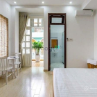 Nhà hàng - Khách sạn: 1PN Bancon gần chợ Tân Định _ Công viên Lê Văn Tám _ Cầu B