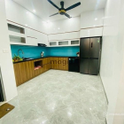 Bán nhà riêng: Hoàng Mai -Ngõ thông- full nội thất- thang máy-vf3 đỗ cửa