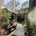 Bán nhà riêng: Khu vip phan xích long 143m2 4 tầng hẻm xe tải giá tốt 16.9 tỷ tl