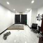 Bán nhà riêng: Nhà đẹp Hoàng Mai 5 tầng ở ngay – ô tô – cạnh hồ – an sinh đỉnh