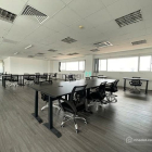 Văn phòng: Cho Thuê Văn Phòng 140m2 full kính sáng, Mặt Tiền Đinh Bộ Lĩnh