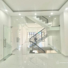 Văn phòng: Chính chủ Cho thuê nguyên sàn tầng 1 làm VP 100m2