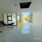 Văn phòng: Cho Thuê Tòa Văn Phòng Hầm 3 Sàn Trống Suốt Gần Trương Văn Bang