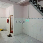 Nhà Kho - Xưởng: Cho thuê xưởng 6x30m tx33 có gác và phòng ở lại Đường xe tải Gi