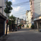 Bán nhà nát 73/7/4 Đô Đốc Long, Quận Tân Phú, dt 4x16m, giá 5.2 tỷ TL