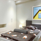 Bán CH Gold View 2PN-2WC, giá 3.7 tỷ, bao sổ hồng, 81m2, nhà hoàn thiện.