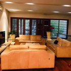 Nhà 2 mặt phố, vỉa hè rộng, gần ngã tư Trúc Bạch, kinh doanh tuyệt đỉnh