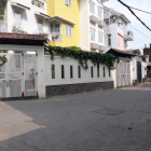 Bán nhà đường số 2, P. Trường Thọ, Q. Thủ Đức. Có sân đậu ô tô. DT 169m2