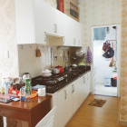 Cần cho thuê căn hộ đẹp thoáng mát gần bờ hồ cảnh đẹp thích hợp cho thư giãn.