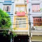 Cho thuê nhà phố Hoàng Quốc Việt làm văn phòng , hộ gia đình giá 20tr/tháng